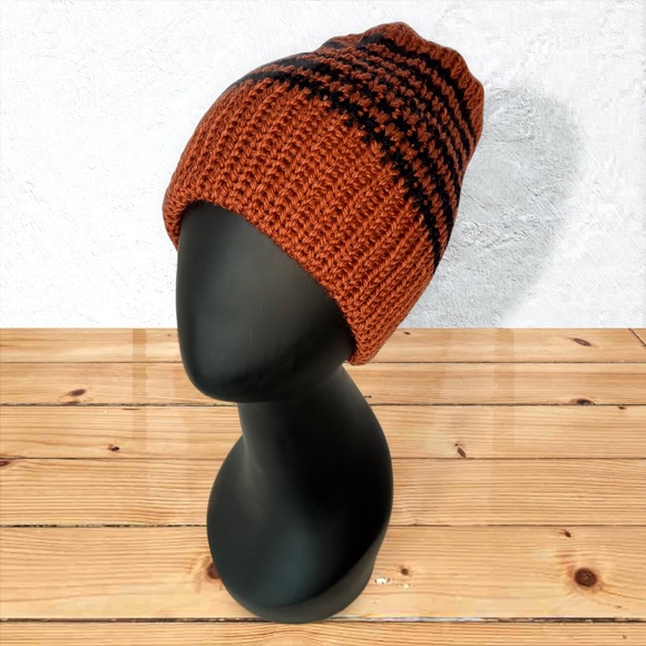 Handmade Knit Off-The-Yak Beanie Unisex Wool Yak Blend Deep Orange w/ Navy Blue - Picture 9 of 10